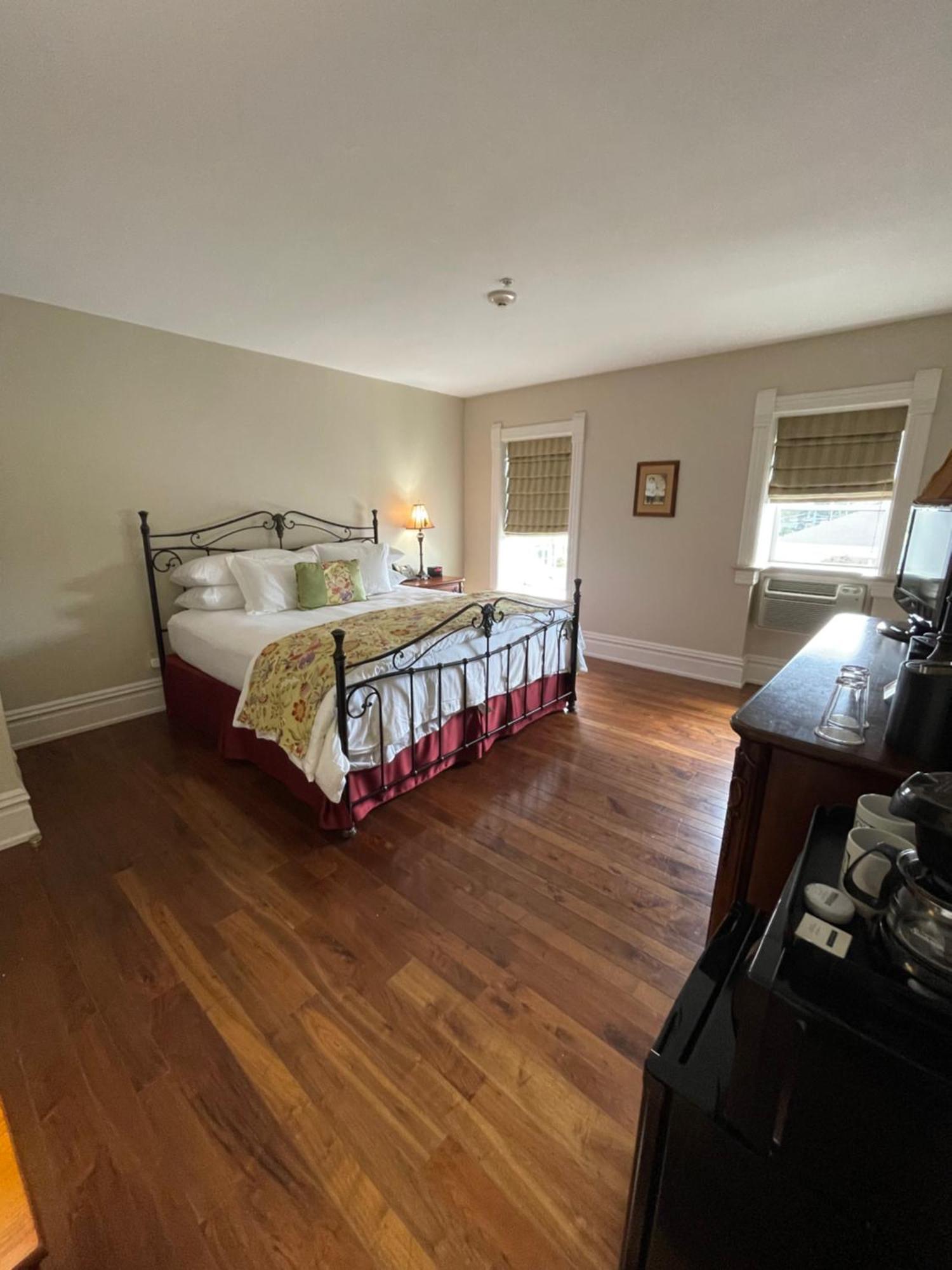 The Union Hotel Everett Bagian luar foto
